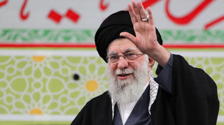 Alí Jamenei: ¿cómo llegó a ser el líder del poder absoluto en Irán?