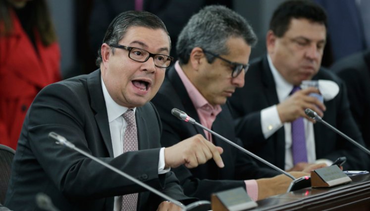 Reforma a la JEP y curules de paz se hundieron