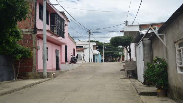 El barrio está conformado por cuatro calles y alrededor de 100 viviendas / Fotos Pablo Castillo / La Opinión.