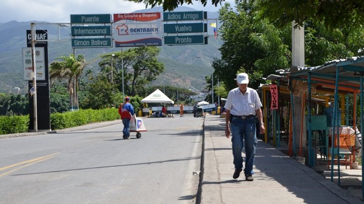 Los puentes internacionales siguen cerrados, por las diferencias diplomáticas con Venezuela./Foto archivo La Opinión