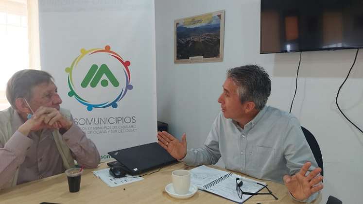 El economista, Hugo Armando Arévalo Franco, fue nombrado como nuevo director ejecutivo de la Asociación de municipios de la provincia de Ocaña, sur del Cesar y zona del Catatumbo.