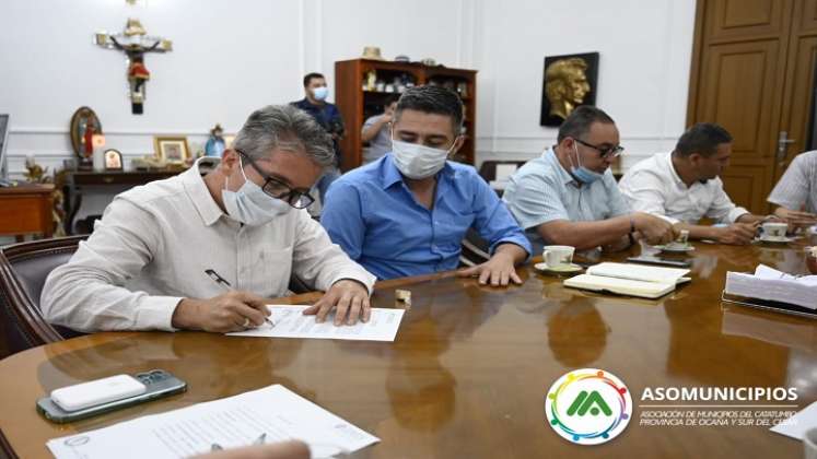 El economista, Hugo Armando Arévalo Franco, fue nombrado como nuevo director ejecutivo de la Asociación de municipios de la provincia de Ocaña, sur del Cesar y zona del Catatumbo.