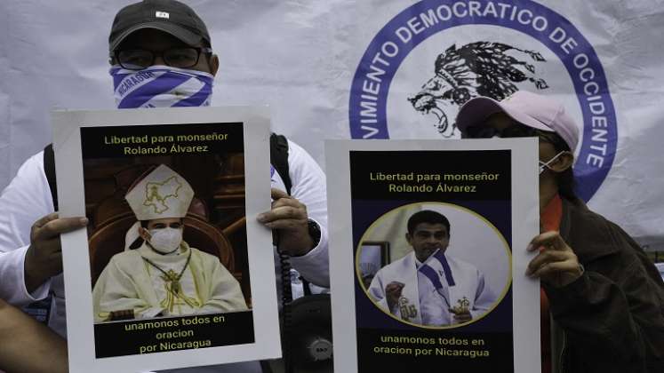 Gobierno nicaragüense detiene a un obispo