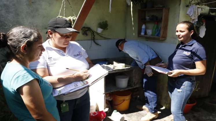 Una campaña para combatir criaderos del zancudo transmisor del dengue emprendió las autoridades de salud de Ocaña.
