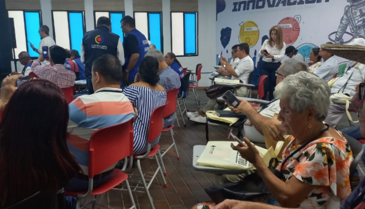 En medio de la creciente violencia, Contraloría lanzó programa para fortalecer la veeduría social. En medio de la creciente violencia, Contraloría lanzó programa para fortalecer la veeduría social.