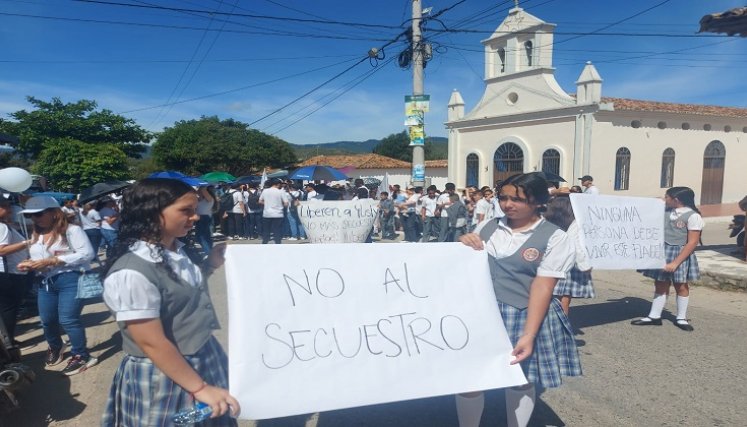 Claman la liberación de secuestrados como gesto de paz en Navidad Los ocañeros repudian la práctica del secuestro y exigen la pronta liberación sanos y salvos./ Foto Cortesía para