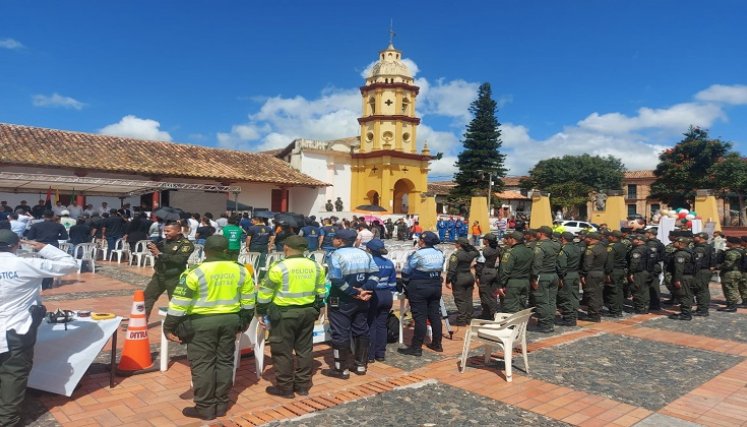 Gobernador de Norte de Santander lanza el Plan Navidad en Ocaña En Ocaña se hace el lanzamiento del Plan Navidad en el Norte de Santander.