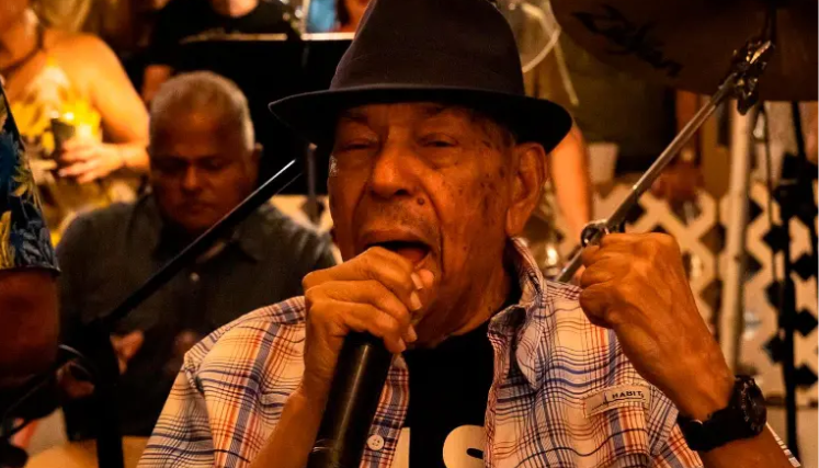 Muere reconocido cantante de salsa Muere reconocido cantante de salsa
