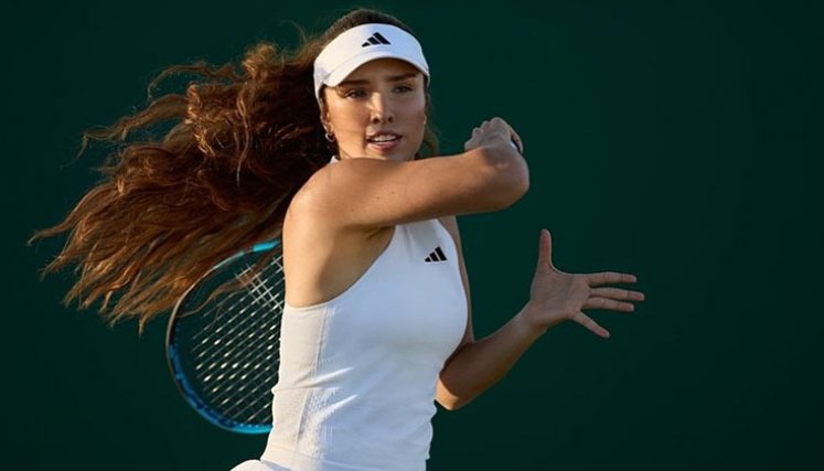 Camila Osorio, Wimbledon. Camila Osorio, Wimbledon.