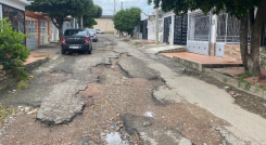 La malla vial en García Herreros está completamente deteriorada